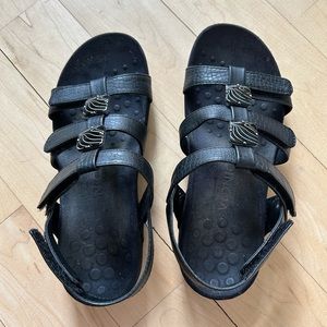 ‘Amber’ Vionic sandal